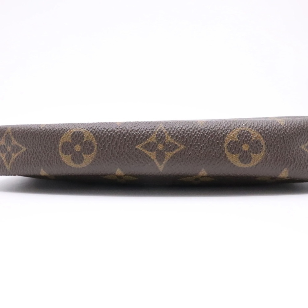 Louis Vuitton Pochette Accessoire Monogram Canvas - Picture 5 of 14